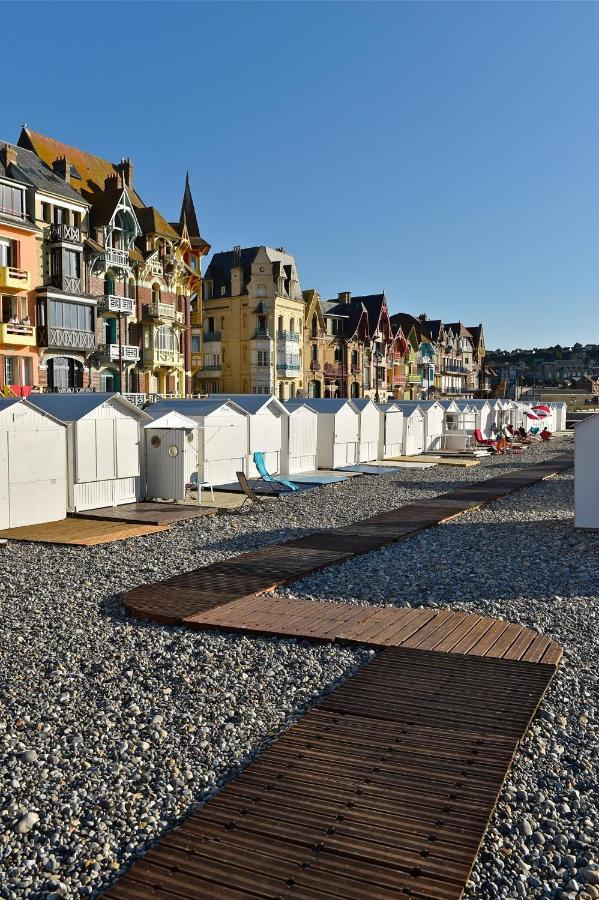 Idealement Situe "Le Studio" Les Locations Isahora Sont Aussi A 2 Pas Du Chateau D'Eu, Des Falaises Du Treport, De Mers Les Bains Et Aux Portes De La Baie De Somme Ε (Σεν Μαριτίμ) Εξωτερικό φωτογραφία